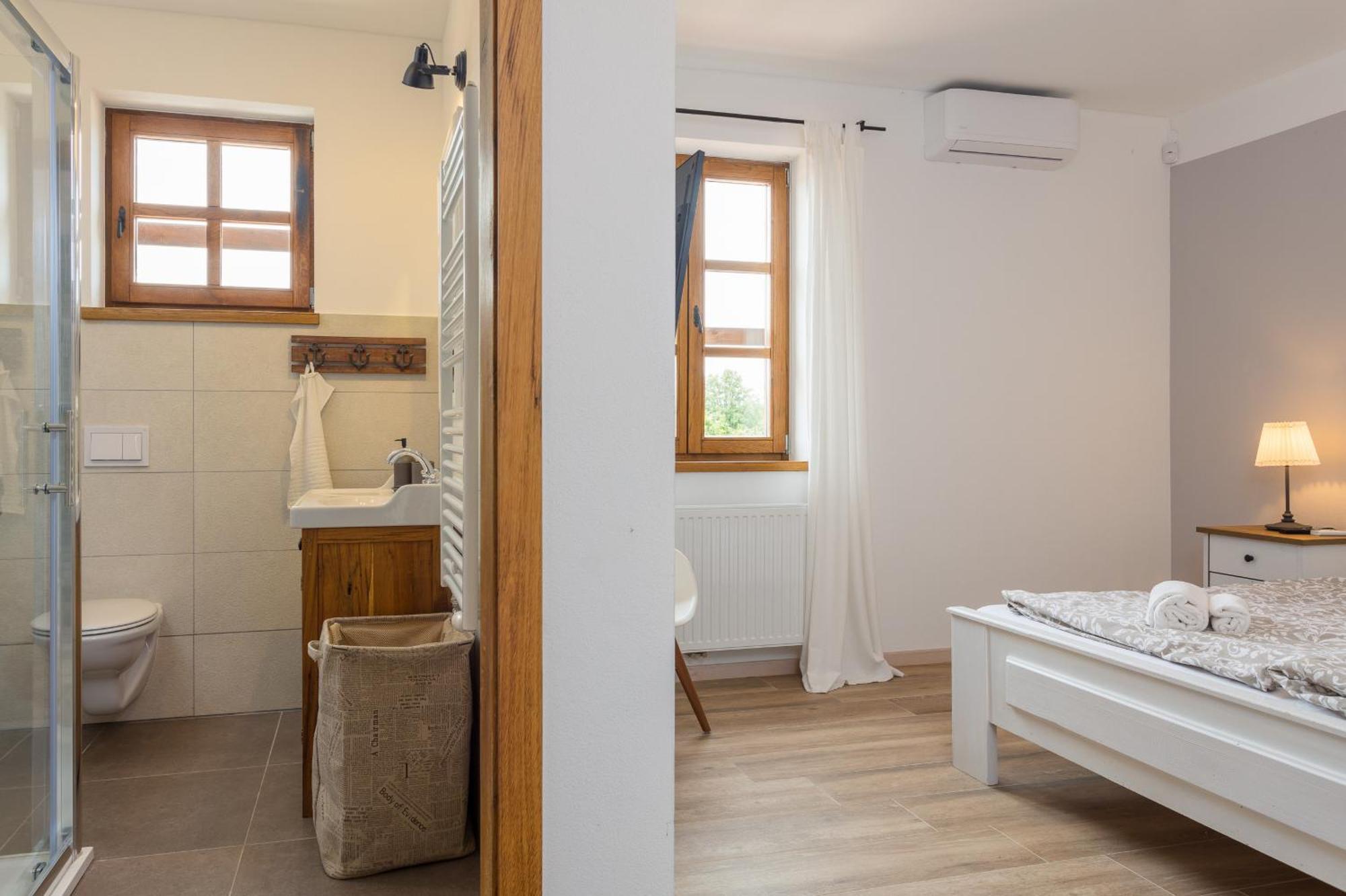 Villa Cirka In Central Istria For 14 Persons With Pool Heating & Pool Table Svetvinčenat Екстериор снимка